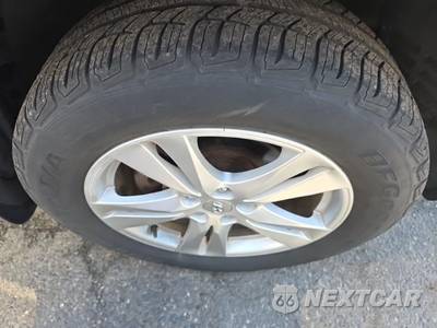 2012 Hyundai Santa Fe SE - zdjęcie 9 z 31 - miniatura