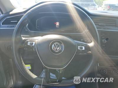 2020 Volkswagen Tiguan SEL - zdjęcie 10 z 30 - miniatura