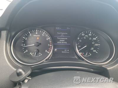 2019 Nissan Rogue SV - zdjęcie 12 z 18 - miniatura