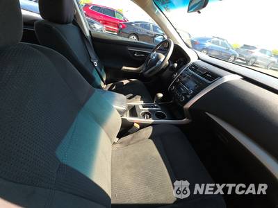 2015 Nissan Altima 2.5 S - zdjęcie 8 z 31 - miniatura