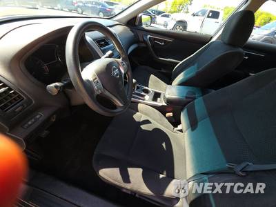2015 Nissan Altima 2.5 S - zdjęcie 7 z 31 - miniatura