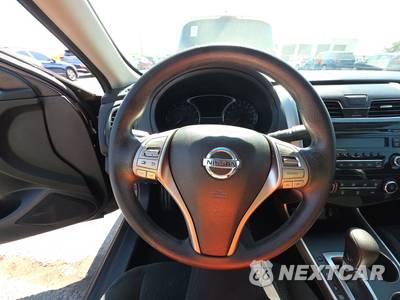 2015 Nissan Altima 2.5 S - zdjęcie 10 z 31 - miniatura