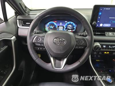 2024 Toyota RAV4 Prime XSE - zdjęcie 10 z 19 - miniatura