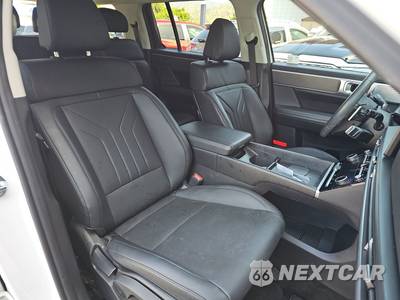 2025 Hyundai Santa Fe Hybrid SEL - zdjęcie 8 z 21 - miniatura