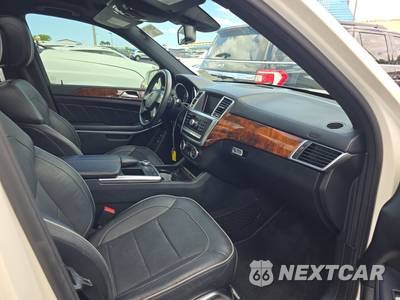 2014 Mercedes-Benz GL 550 4MATIC - zdjęcie 8 z 26 - miniatura