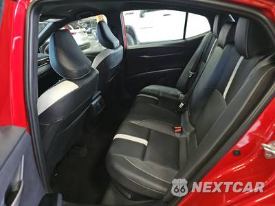 2025 Toyota Camry SE - zdjęcie 13 z 32 - miniatura
