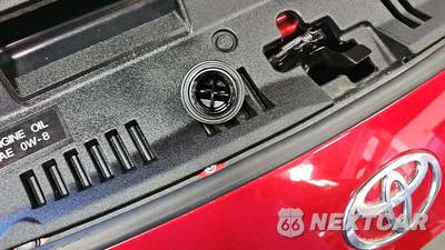 2025 Toyota Camry SE - zdjęcie 19 z 32 - miniatura