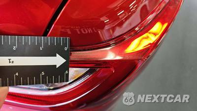 2025 Toyota Camry SE - zdjęcie 28 z 32 - miniatura