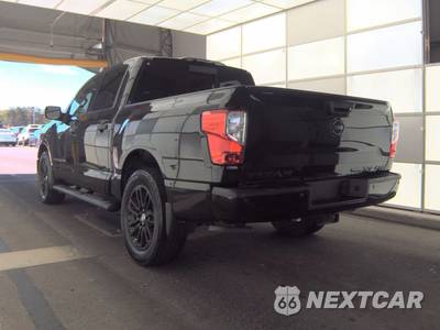 2019 Nissan TITAN SV Crew Cab Short Bed - zdjęcie 6 z 22 - miniatura
