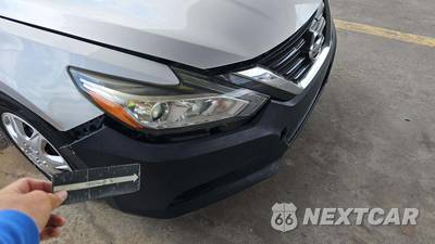 2017 Nissan Altima 2.5 S - zdjęcie 34 z 55 - miniatura