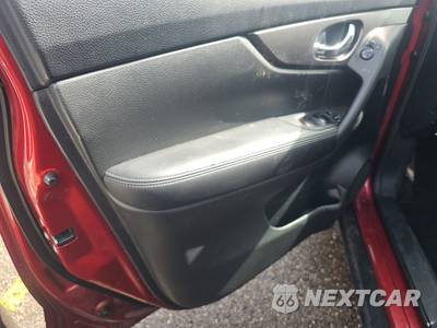 2016 Nissan Rogue SV - zdjęcie 9 z 32 - miniatura