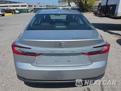 2025 Toyota Camry LE - zdjęcie 5 z 25 - miniatura