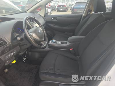 2015 Nissan LEAF S - zdjęcie 7 z 27 - miniatura