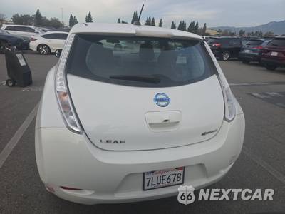 2015 Nissan LEAF S - zdjęcie 5 z 27 - miniatura