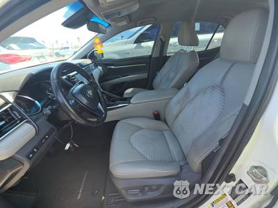 2018 Toyota Camry SE - zdjęcie 7 z 36 - miniatura