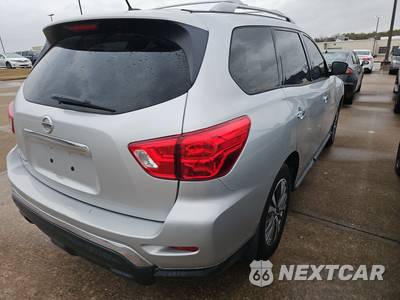 2018 Nissan Pathfinder S - zdjęcie 4 z 21 - miniatura