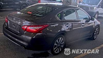 2017 Nissan Altima 2.5 SL - zdjęcie 4 z 31 - miniatura