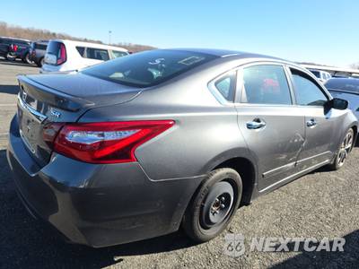 2017 Nissan Altima 2.5 SR - zdjęcie 4 z 26 - miniatura