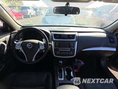 2017 Nissan Altima 2.5 SR - zdjęcie 11 z 26 - miniatura