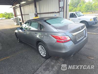 2015 Nissan Altima 2.5 S - zdjęcie 6 z 36 - miniatura