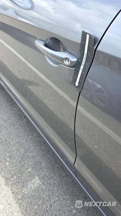 2020 Hyundai Elantra SEL Sedan - zdjęcie 2 z 14 - miniatura