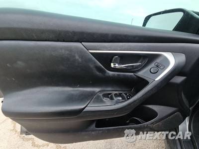 2017 Nissan Altima 2.5 S - zdjęcie 9 z 41 - miniatura