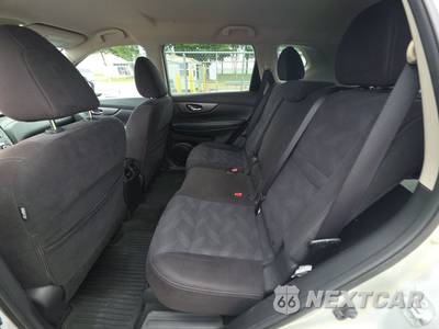 2015 Nissan Rogue SV - zdjęcie 13 z 21 - miniatura