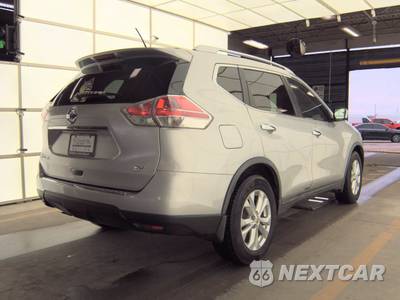 2015 Nissan Rogue SV - zdjęcie 4 z 21 - miniatura