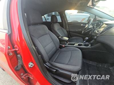 2019 Chevrolet Cruze LT Sedan 1SD - zdjęcie 8 z 20 - miniatura