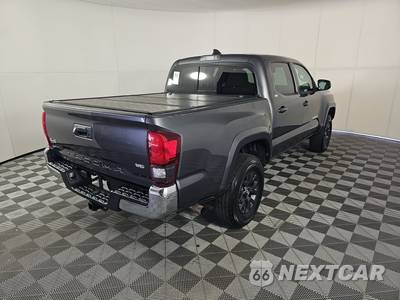 2020 Toyota Tacoma SR5 Crew Cab Medium Bed - zdjęcie 4 z 17 - miniatura