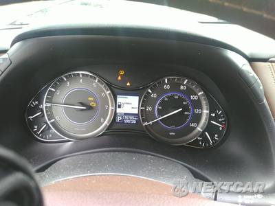 2015 INFINITI QX80 - zdjęcie 23 z 42 - miniatura