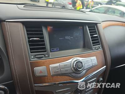 2015 INFINITI QX80 - zdjęcie 11 z 42 - miniatura