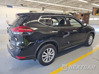2020 Nissan Rogue SV - zdjęcie 4 z 22 - miniatura