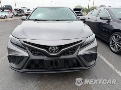 2021 Toyota Camry SE - zdjęcie 1 z 14 - miniatura