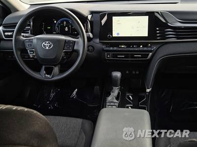 2025 Toyota Camry LE - zdjęcie 32 z 34 - miniatura