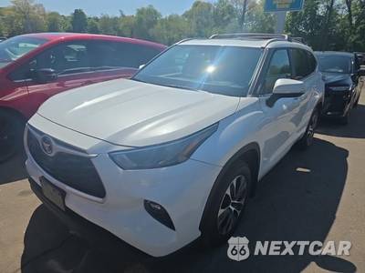 2023 Toyota Highlander XLE - zdjęcie 1 z 24 - miniatura