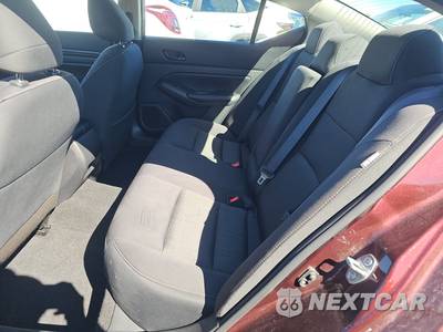 2024 Nissan Altima SV - zdjęcie 13 z 31 - miniatura
