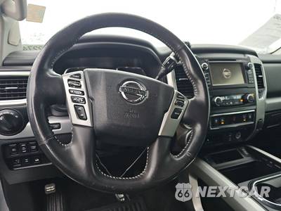 2018 Nissan TITAN XD PRO-4X Crew Cab Medium Bed - zdjęcie 10 z 25 - miniatura