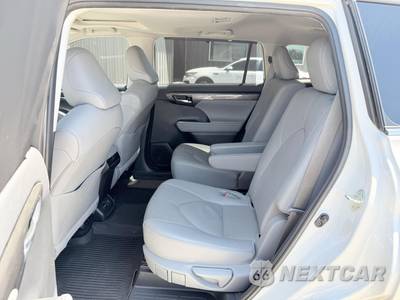 2020 Toyota Highlander Limited - zdjęcie 12 z 31 - miniatura