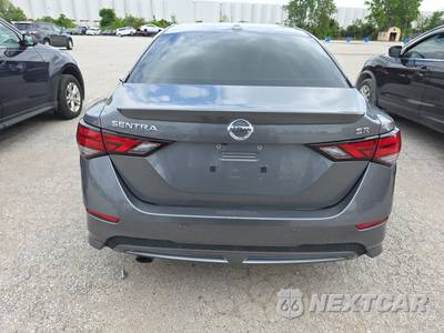 2021 Nissan Sentra SR - zdjęcie 5 z 17 - miniatura