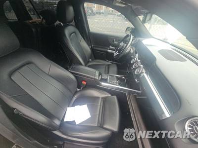 2021 Mercedes-Benz GLB 250 4MATIC - zdjęcie 8 z 25 - miniatura