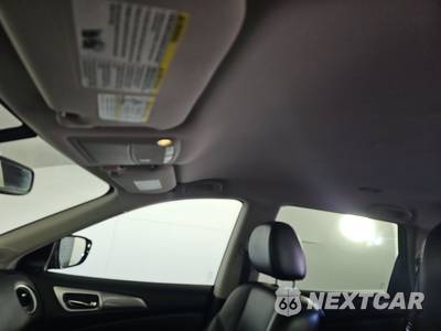 2017 Nissan Pathfinder SL - zdjęcie 18 z 25 - miniatura