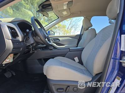 2021 Nissan Rogue SV - zdjęcie 7 z 36 - miniatura