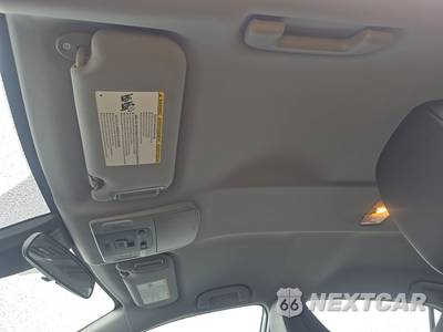 2024 Toyota Camry SE - zdjęcie 14 z 34 - miniatura