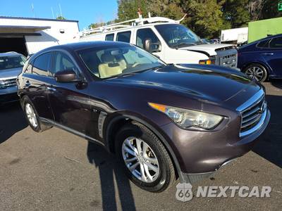 2016 INFINITI QX70 - zdjęcie 3 z 34 - miniatura