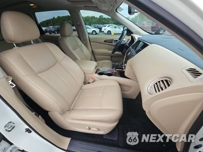 2020 Nissan Pathfinder Platinum - zdjęcie 8 z 21 - miniatura