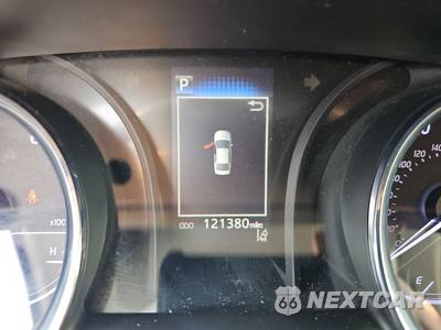 2019 Toyota Camry SE - zdjęcie 12 z 24 - miniatura