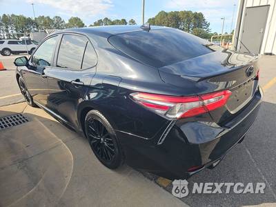 2019 Toyota Camry SE - zdjęcie 6 z 24 - miniatura