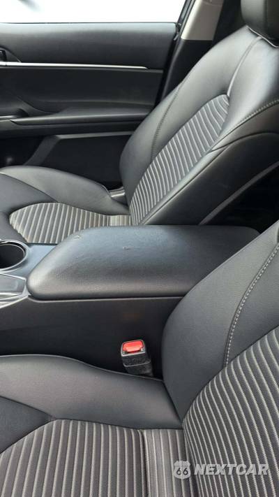 2019 Toyota Camry SE - zdjęcie 22 z 24 - miniatura
