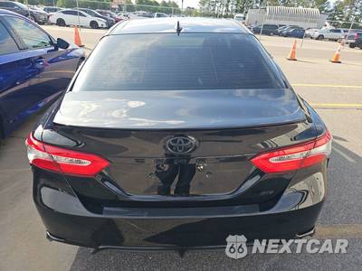 2019 Toyota Camry SE - zdjęcie 5 z 24 - miniatura